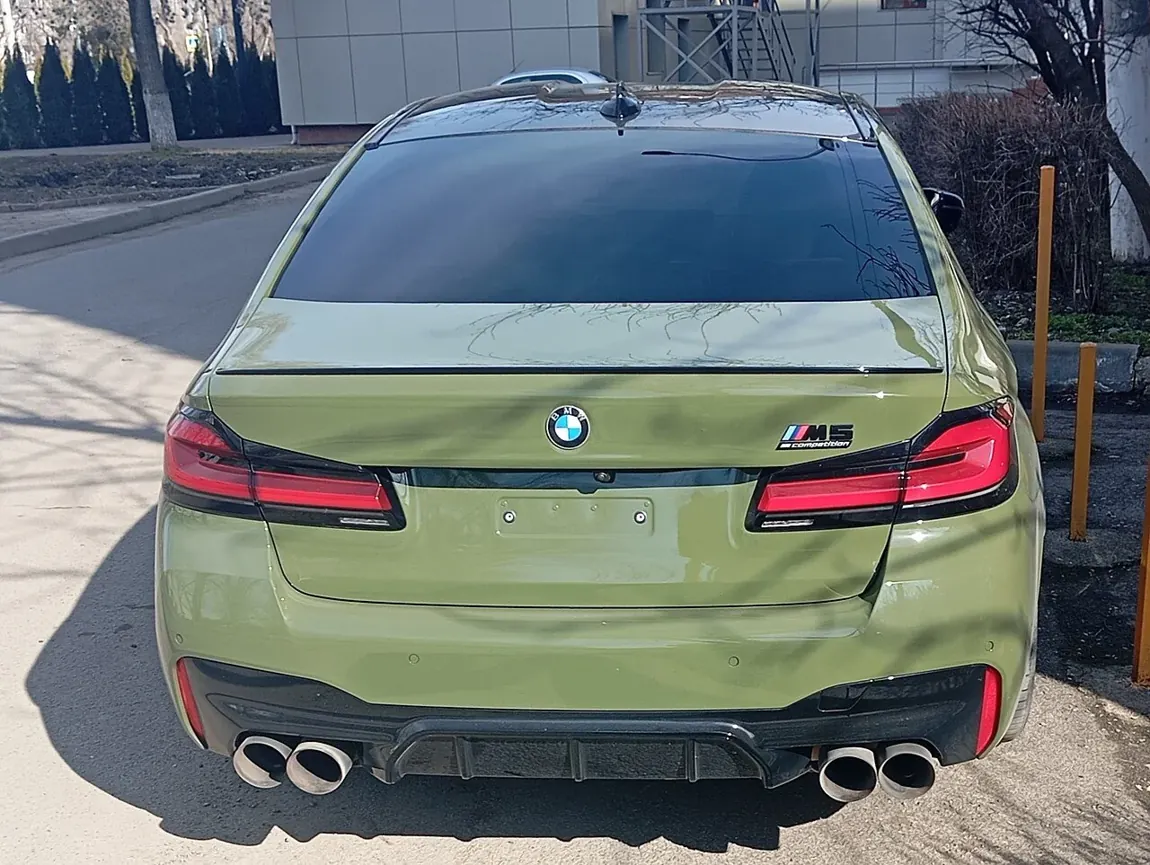 BMW M5 · Rear