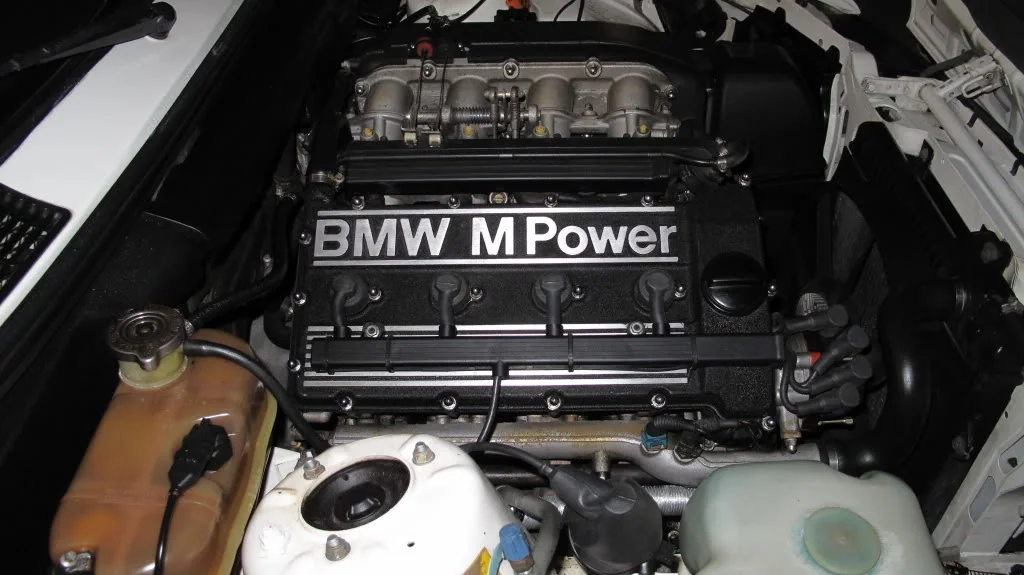 ძრავი S14