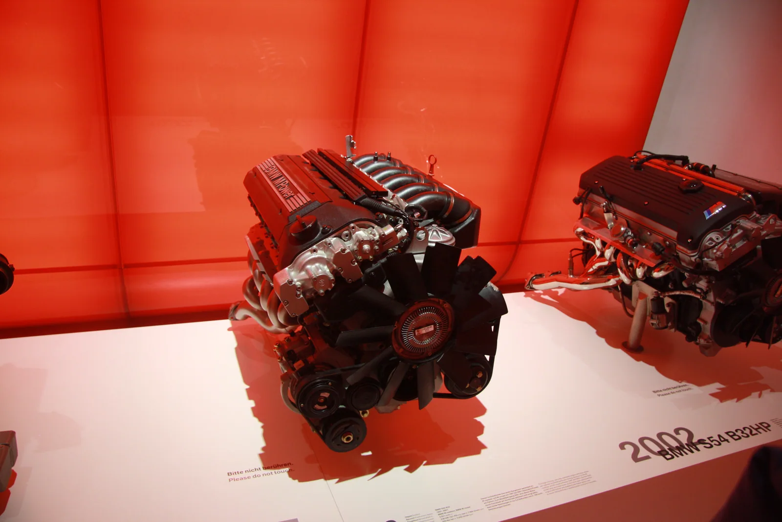 S50B32 engine