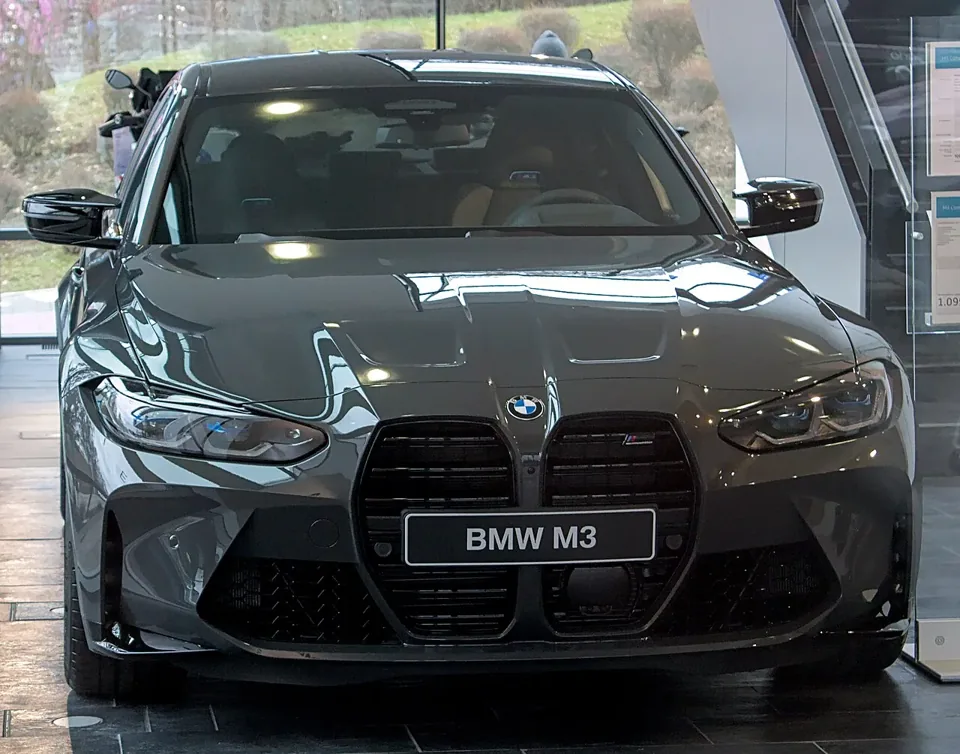 BMW M3 Competition · Straight front